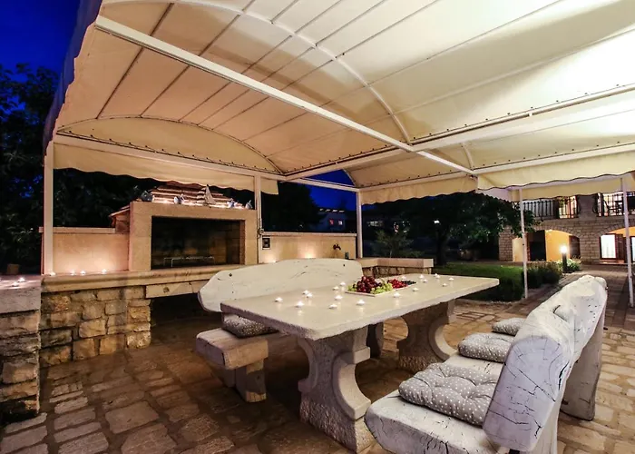 Tina I Appartamento Porec