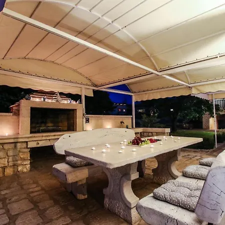 Tina I Apartman Poreč